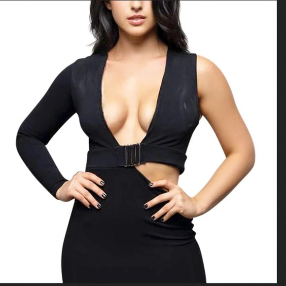 Fullness Body Tape + 3 Nipple Covers | Lift & Support | Black | OS - Picture 8 of 10